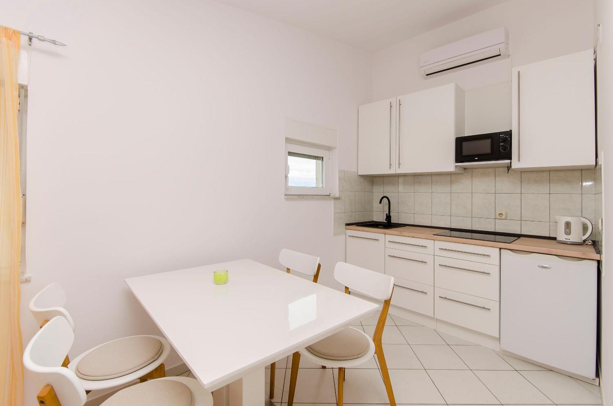Apartments Ivan Vir Eksteriør bilde