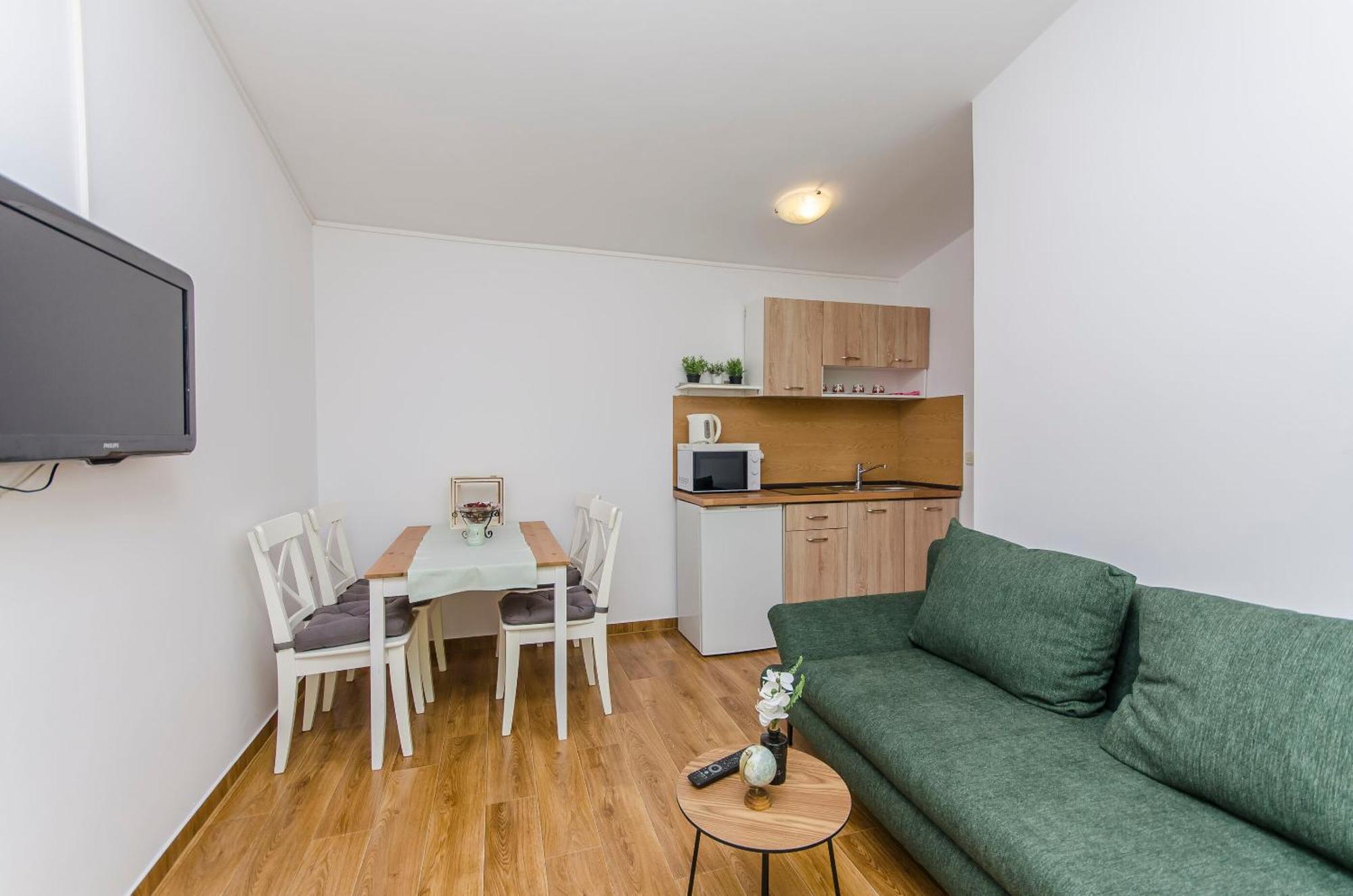 Apartments Ivan Vir Eksteriør bilde