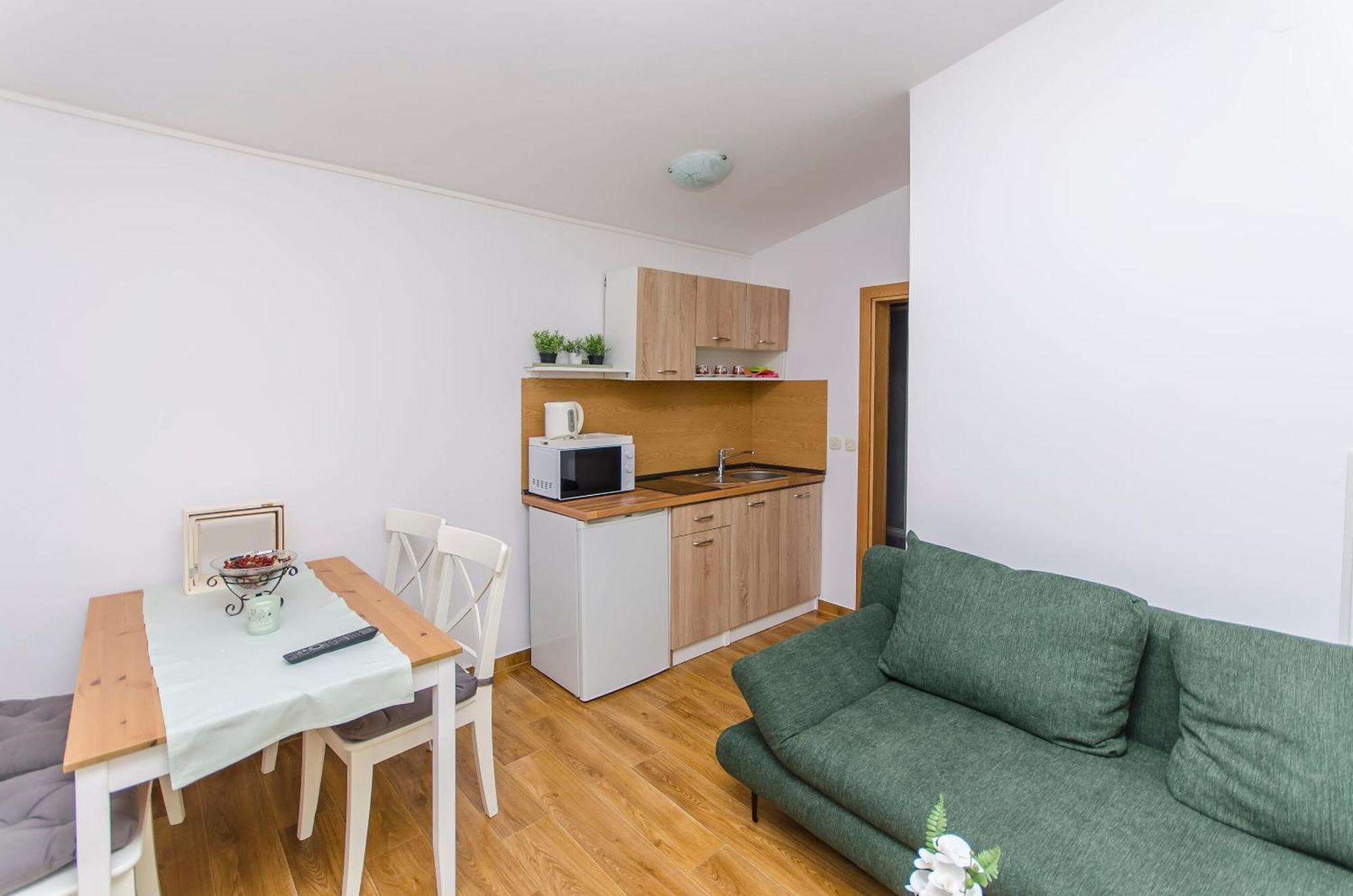 Apartments Ivan Vir Eksteriør bilde